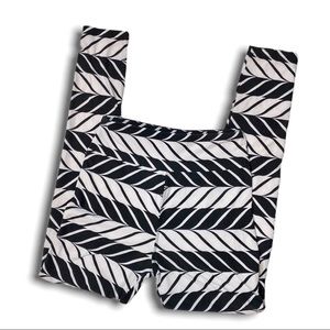 LULAROE super soft leggings BLACK CHEVRON ONE SIZE FITS MOST